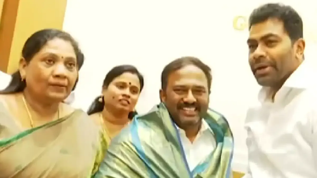 அ.தி.மு.க எம்.எல்.ஏ.க்கள் 3 பேர் ராஜினாமா...அமைச்சர் ஆதவ் அர்ஜுனாவுடன் சந்திப்பு!